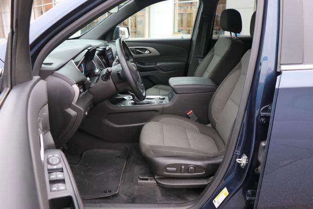 2023 Northsky Blue Metallic Chevrolet Traverse