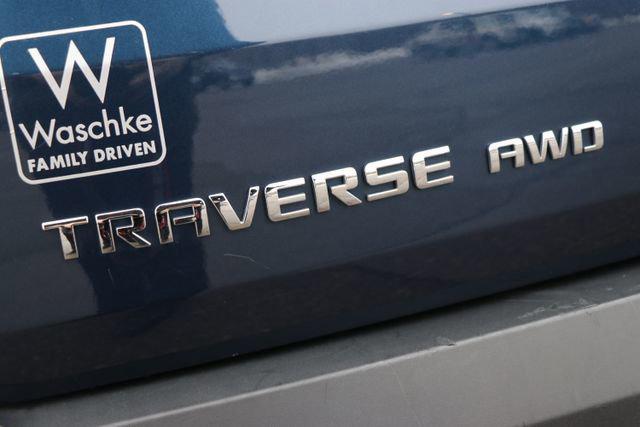2023 Northsky Blue Metallic Chevrolet Traverse