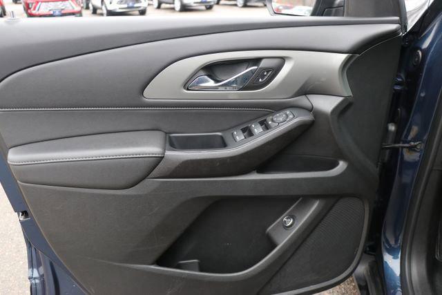 2023 Northsky Blue Metallic Chevrolet Traverse