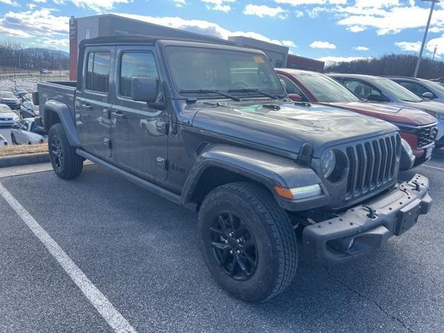 used 2023 Jeep Gladiator car, priced at $33,498