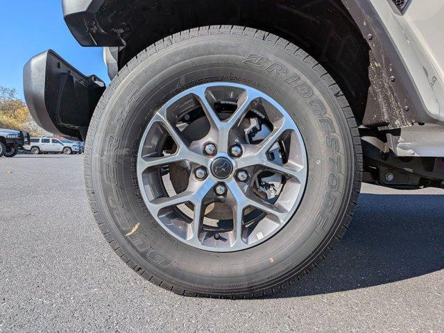 new 2025 Jeep Gladiator car, priced at $44,413