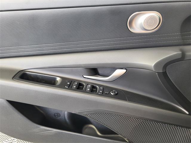 new 2025 Hyundai ELANTRA HEV car, priced at $21,683