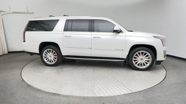 used 2019 Cadillac Escalade ESV car, priced at $30,206