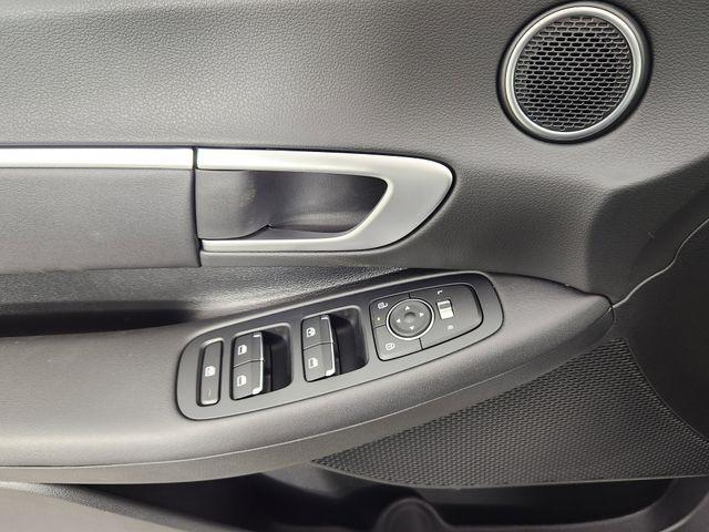 new 2026 Hyundai Sonata Hybrid car, priced at $29,289