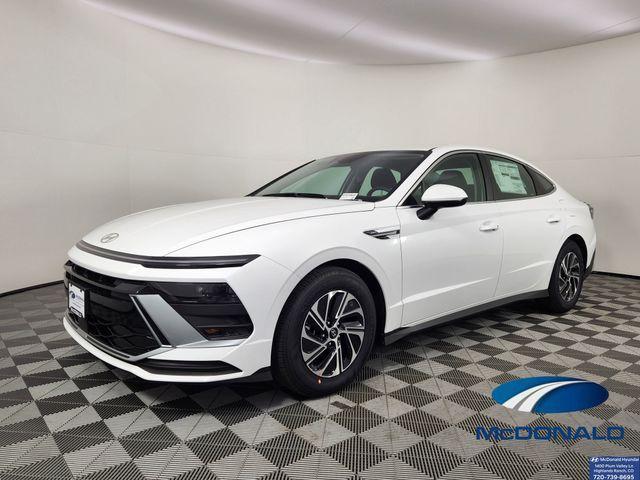 new 2026 Hyundai Sonata Hybrid car, priced at $29,289