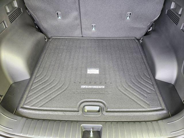 new 2026 Hyundai TUCSON Plug-In Hybrid car, priced at $47,300