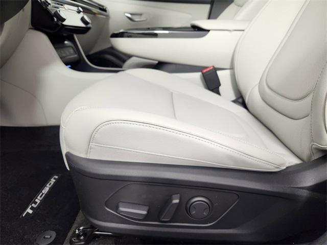 new 2026 Hyundai TUCSON Hybrid car, priced at $41,879