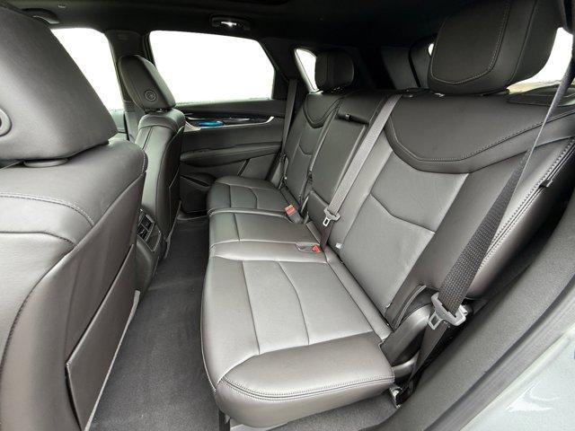 new 2025 Cadillac XT5 car, priced at $54,090