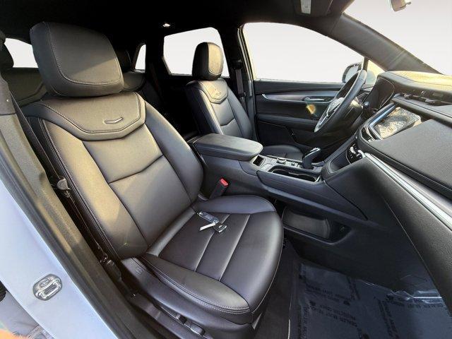 used 2024 Cadillac XT5 car, priced at $34,950