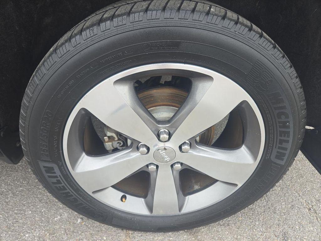 used 2015 Jeep Grand Cherokee car, priced at $10,995