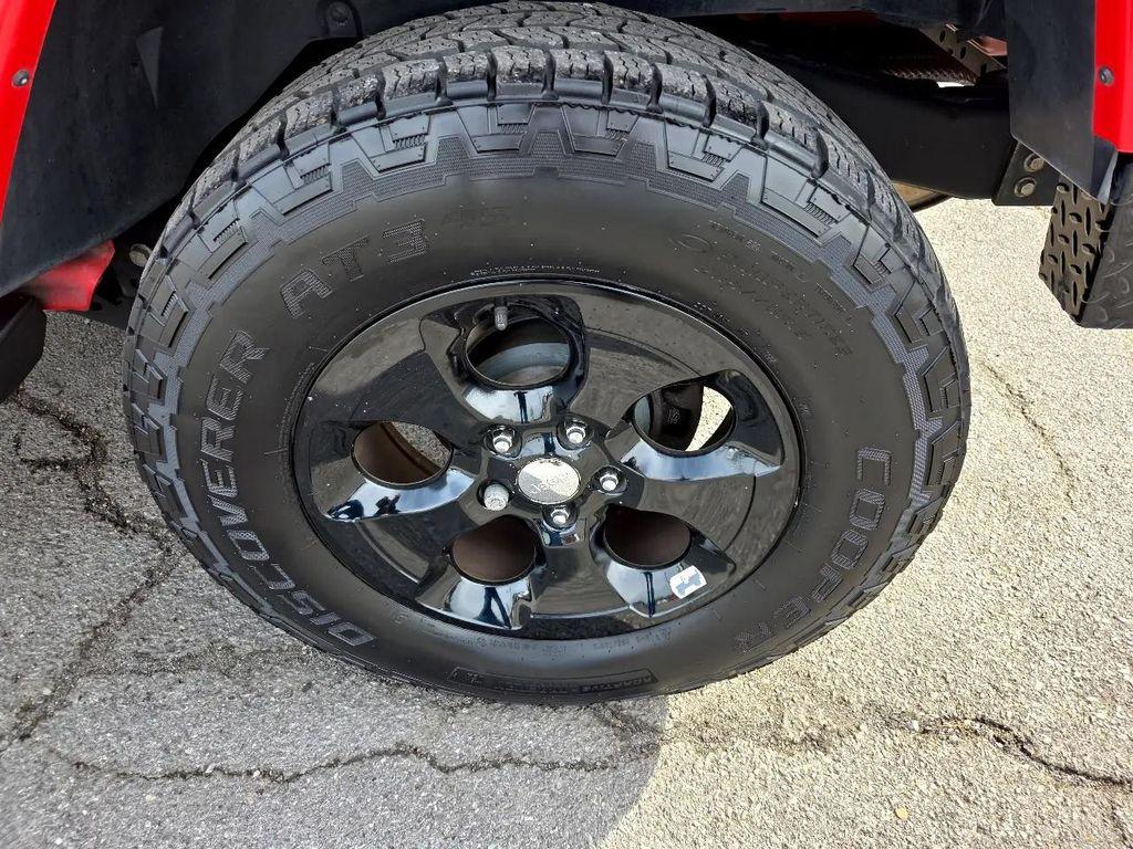 used 2015 Jeep Wrangler Unlimited car, priced at $12,995