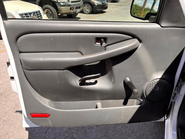 used 2005 Chevrolet Silverado 1500 car, priced at $10,995