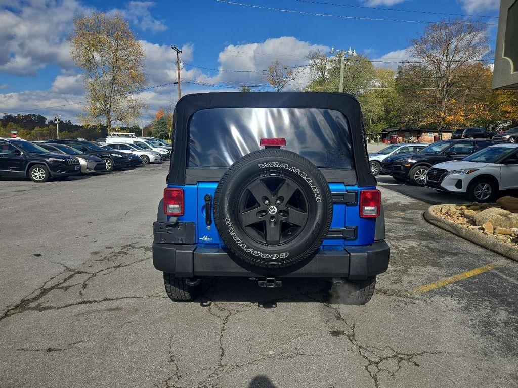 used 2015 Jeep Wrangler Unlimited car, priced at $13,995