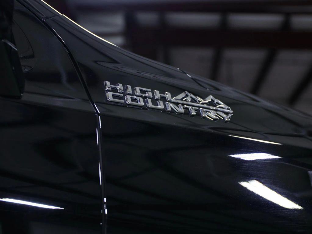 used 2022 Chevrolet Tahoe car, priced at $41,998