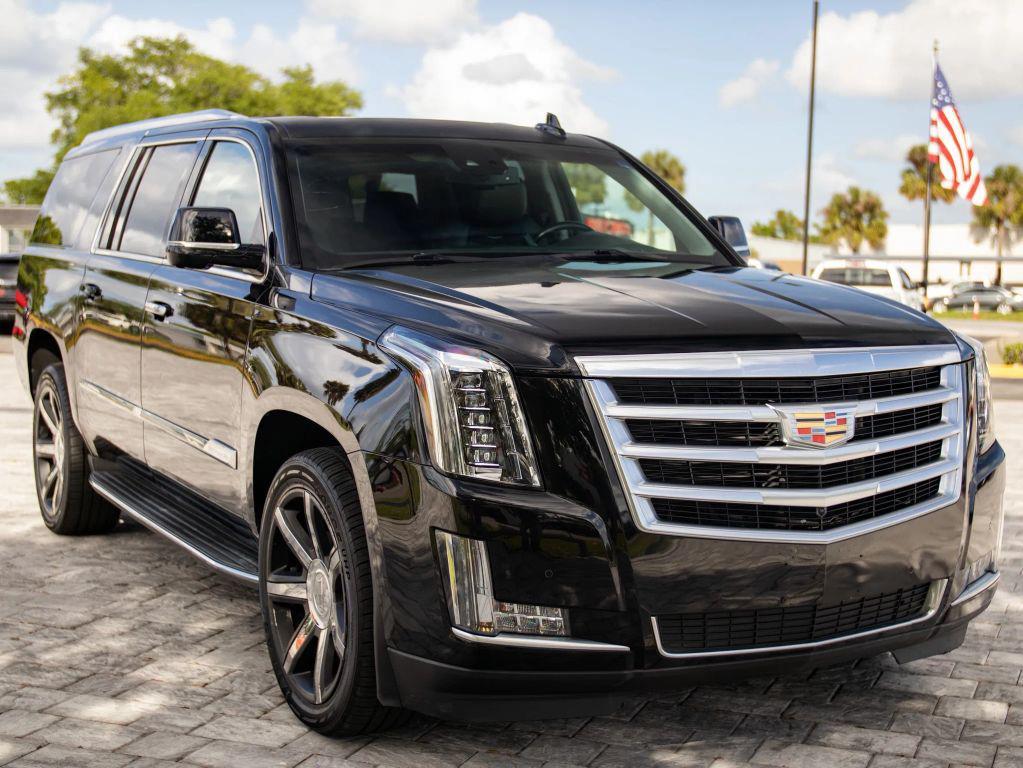 used 2016 Cadillac Escalade ESV car, priced at $25,192