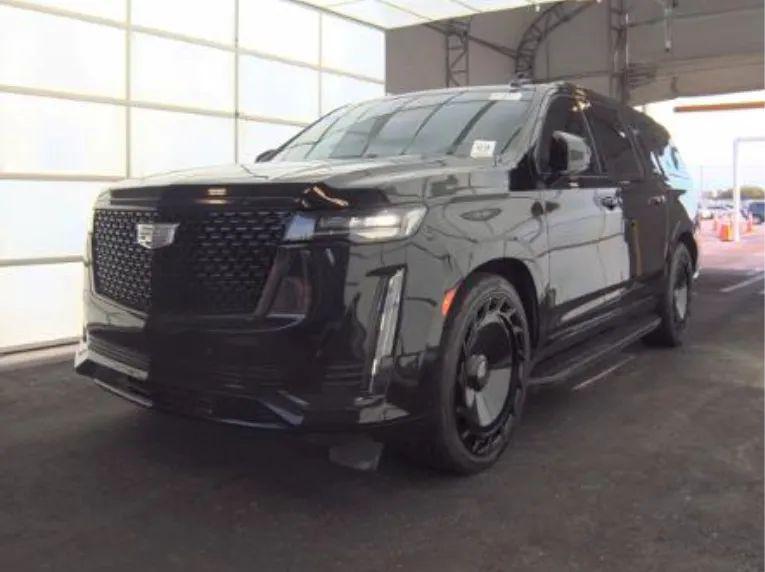 used 2022 Cadillac Escalade ESV car, priced at $61,192
