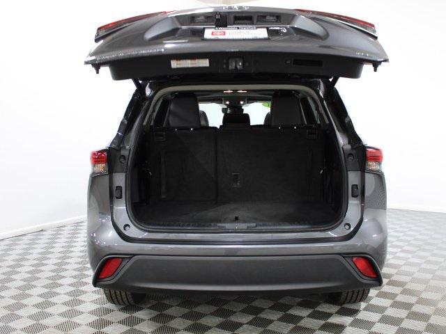 used 2023 Toyota Highlander car, priced at $36,500