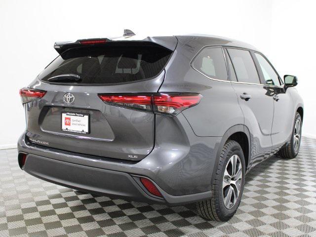 used 2023 Toyota Highlander car, priced at $36,500