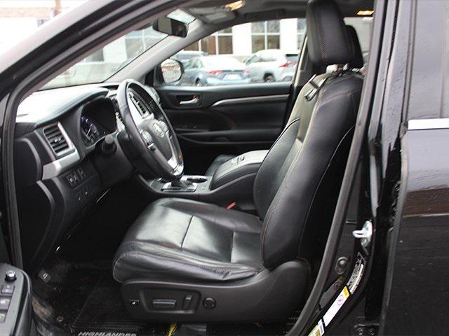 used 2017 Toyota Highlander car, priced at $13,900
