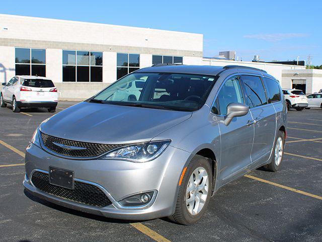 used 2017 Chrysler Pacifica car, priced at $15,948