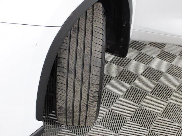 used 2022 Toyota Highlander car, priced at $31,500