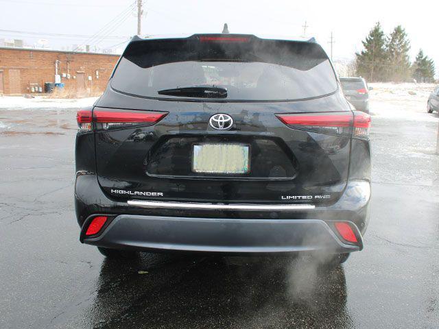 used 2023 Toyota Highlander car, priced at $42,500