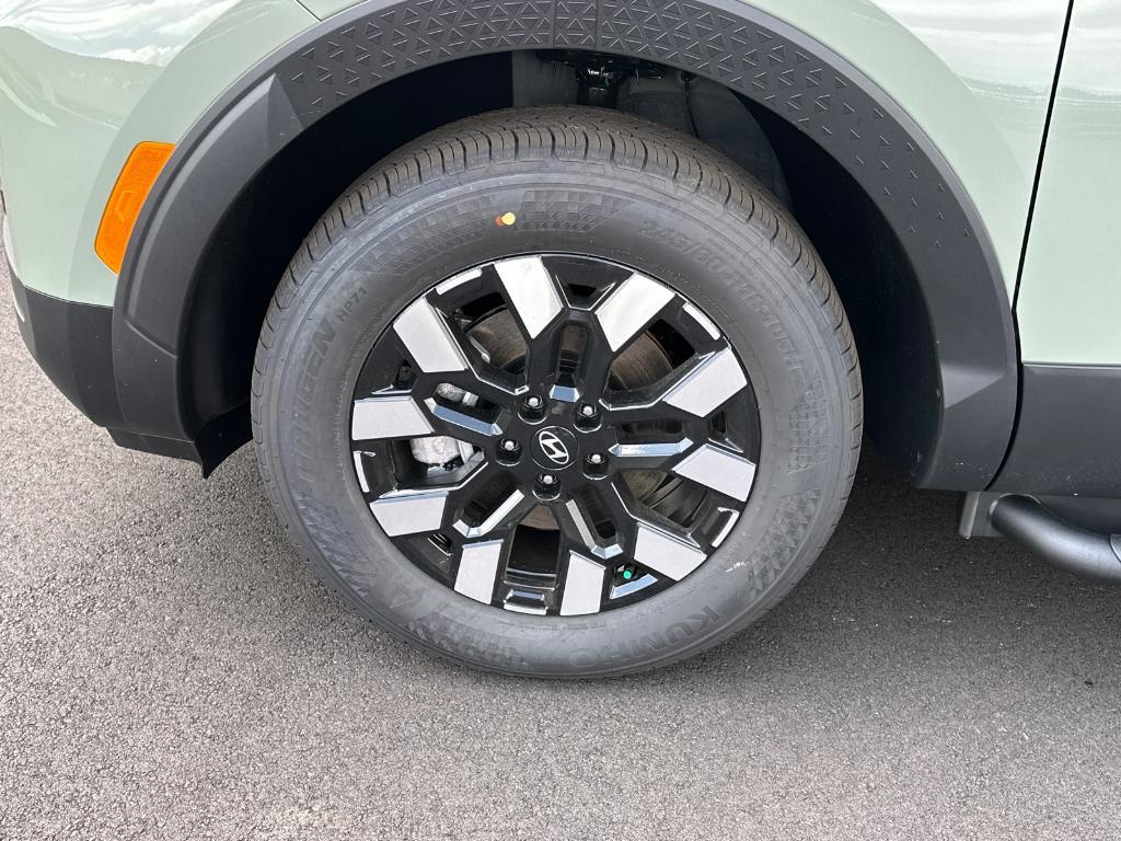 new 2025 Hyundai SANTA CRUZ car, priced at $29,613