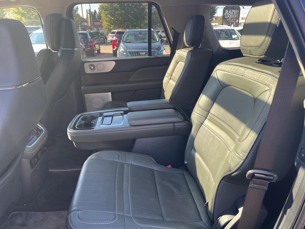 used 2022 Lincoln Navigator car, priced at $45,475