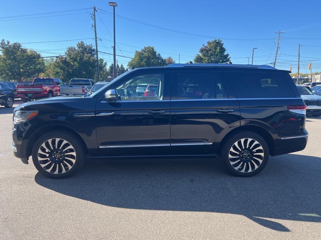 used 2022 Lincoln Navigator car, priced at $45,475