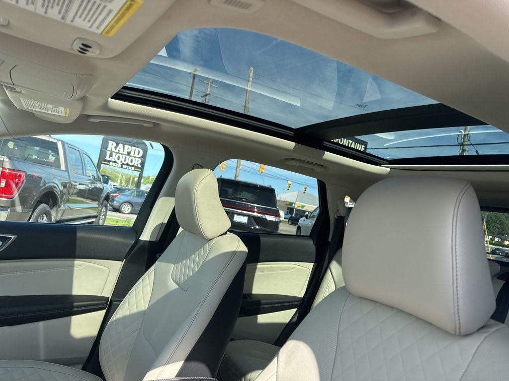 used 2024 Ford Edge car, priced at $33,254