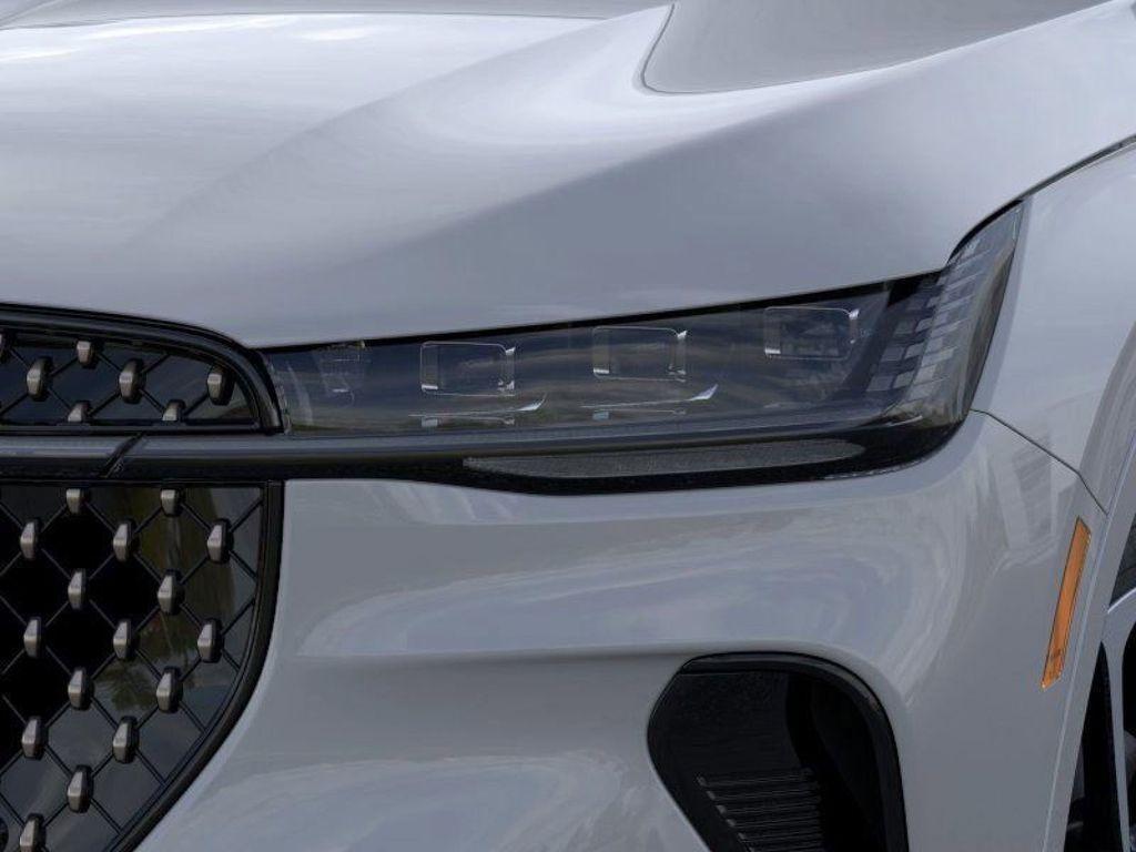 new 2026 Lincoln Nautilus car, priced at $68,021