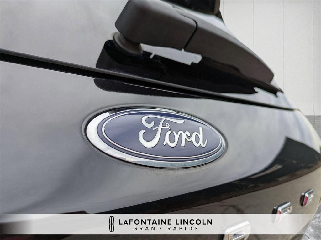 used 2022 Ford Escape car, priced at $21,525