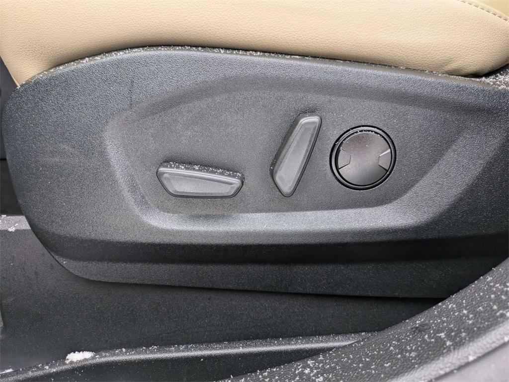 used 2022 Ford Edge car, priced at $26,975