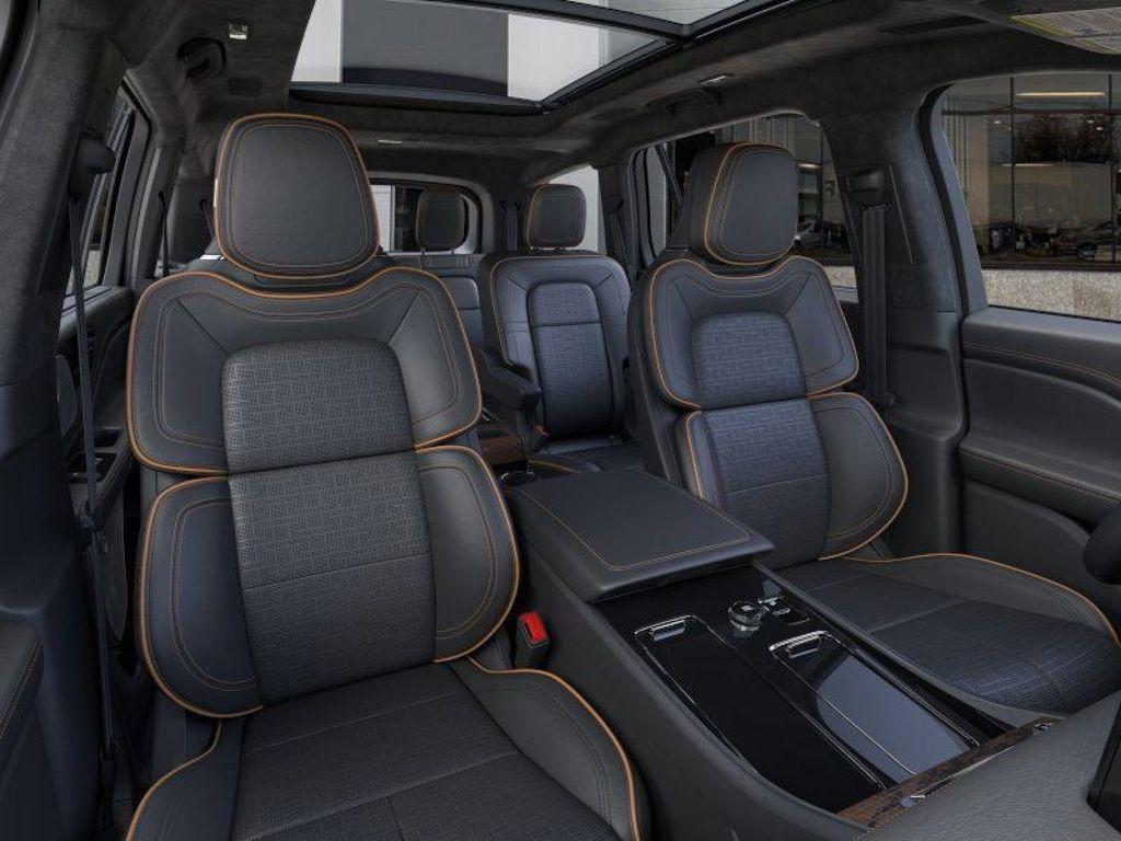 new 2025 Lincoln Aviator car, priced at $79,307