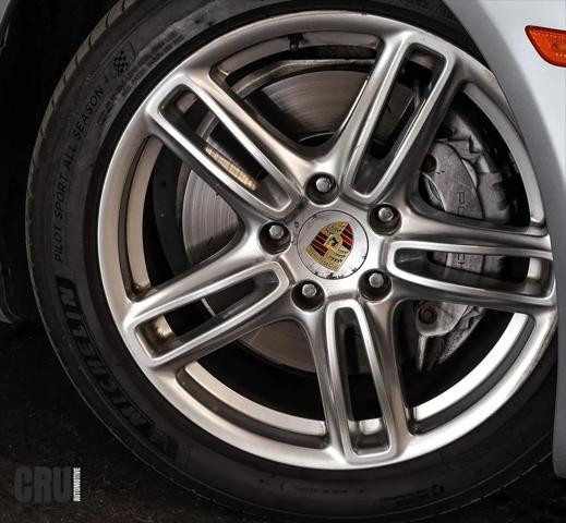 used 2014 Porsche Panamera car, priced at $17,998
