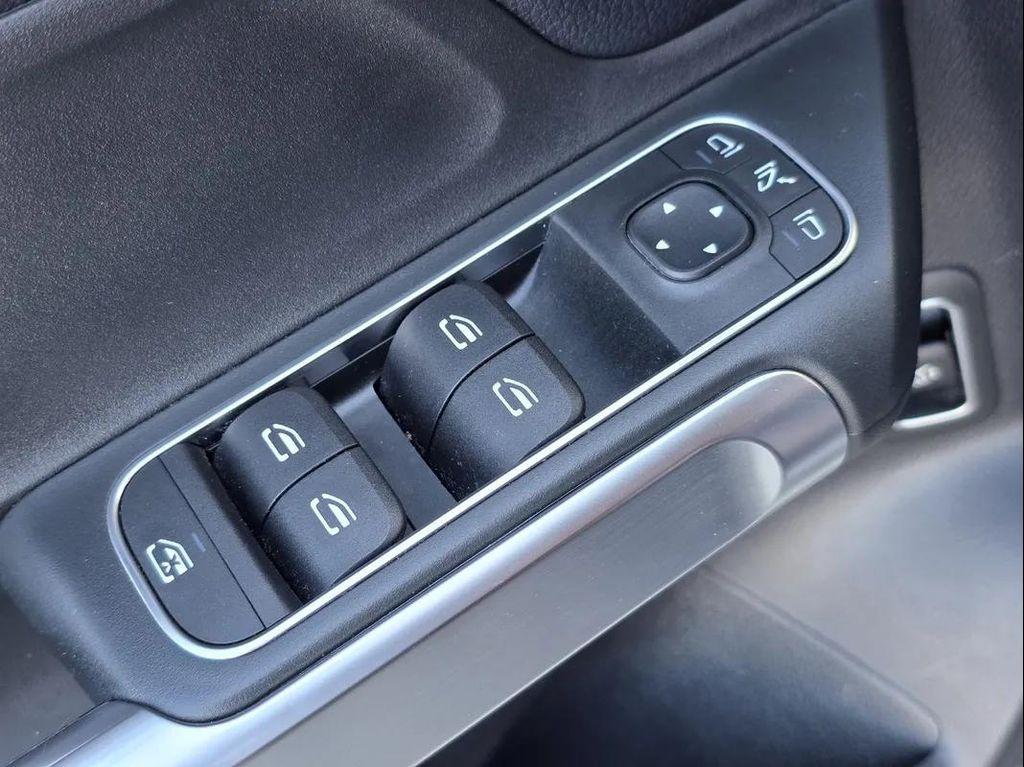 used 2021 Mercedes-Benz GLB 250 car, priced at $22,995