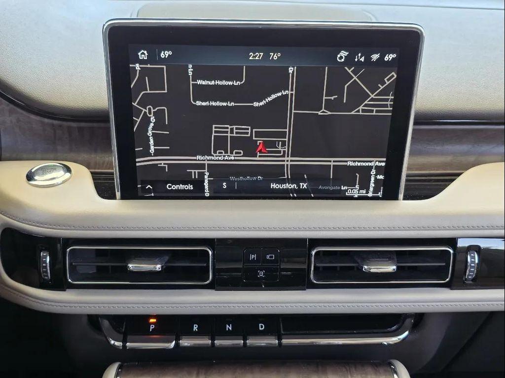 used 2021 Lincoln Aviator car, priced at $26,987
