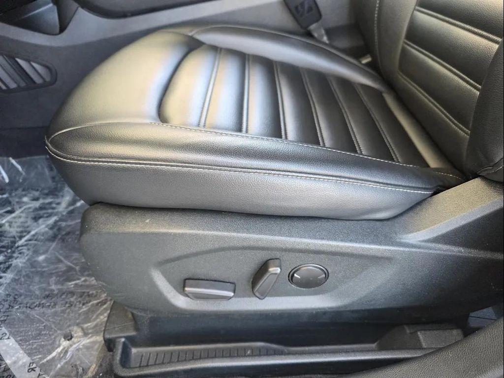 used 2022 Ford Edge car, priced at $20,989