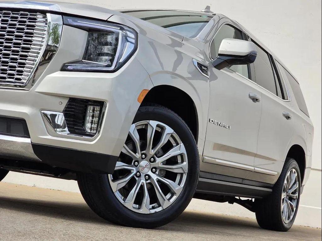 used 2024 GMC Yukon car, priced at $58,989