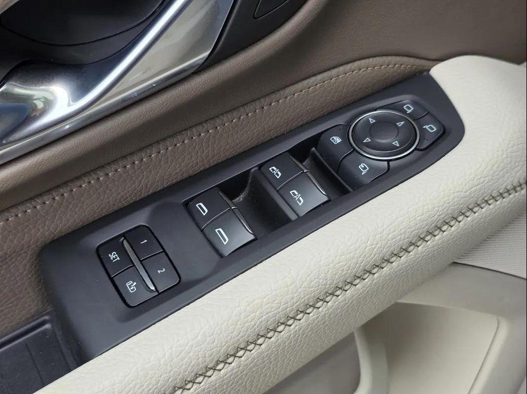 used 2024 GMC Yukon car, priced at $58,989