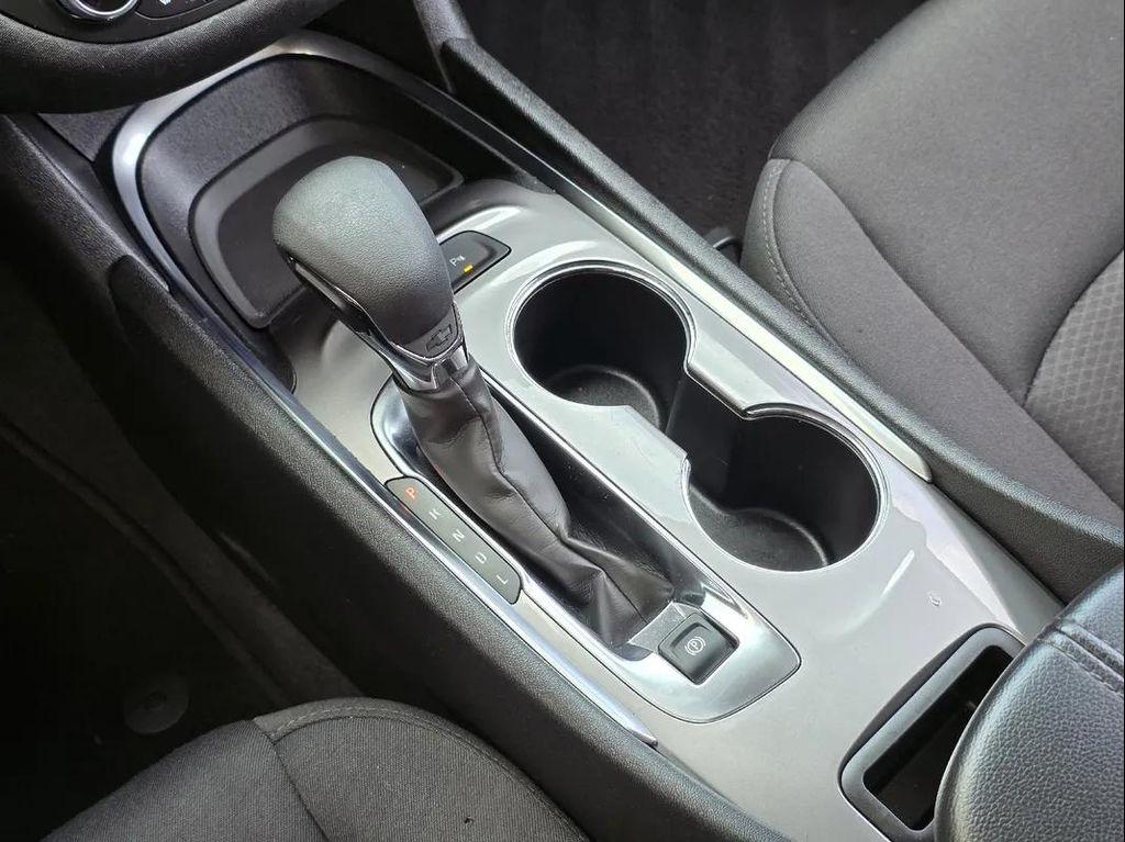 used 2025 Chevrolet Malibu car, priced at $15,989