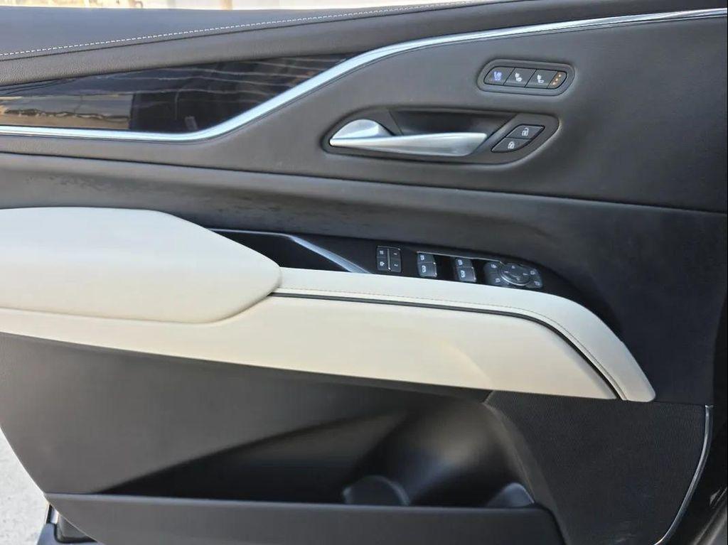 used 2024 Cadillac Escalade car, priced at $79,989
