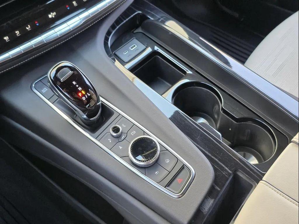 used 2024 Cadillac Escalade car, priced at $79,989