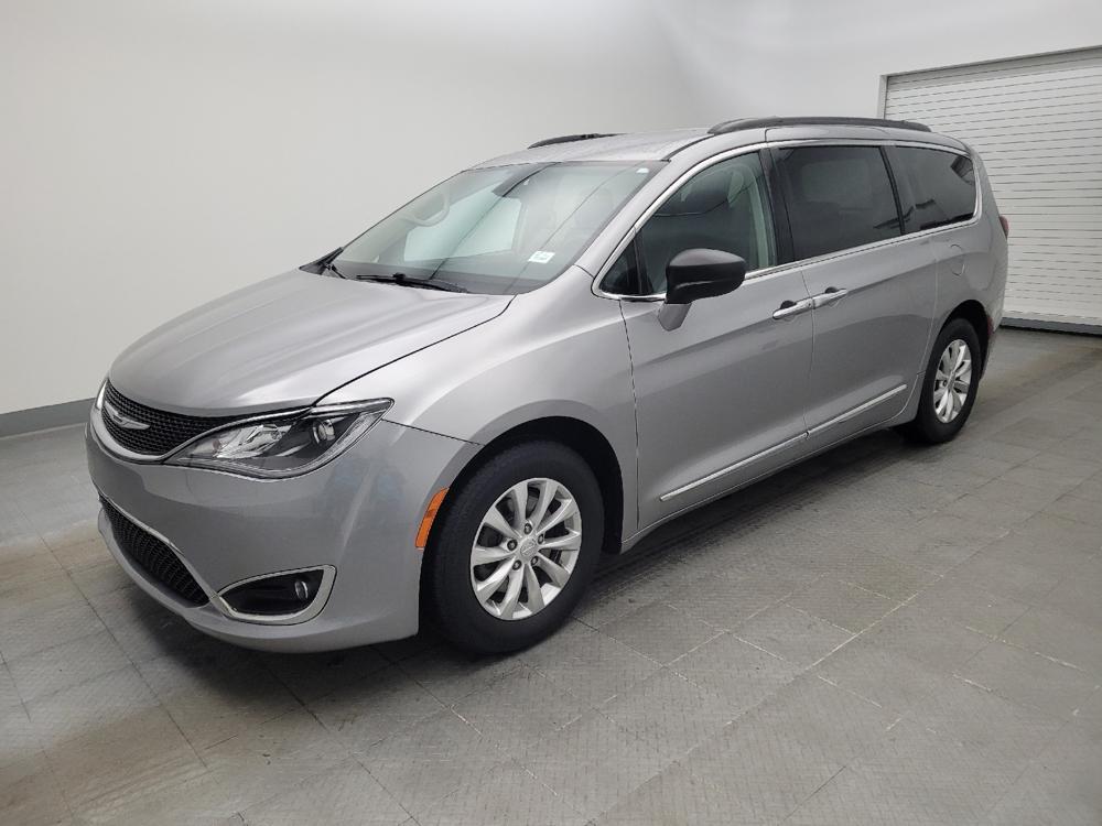 used 2017 Chrysler Pacifica car, priced at $14,595