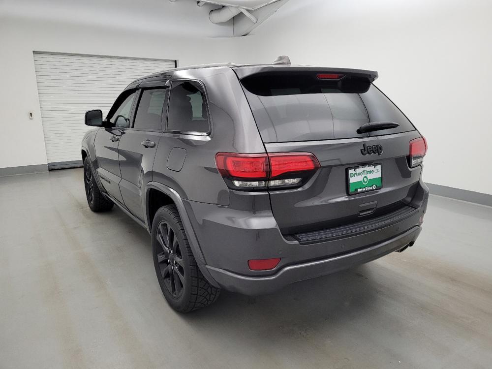 used 2018 Jeep Grand Cherokee car, priced at $18,395