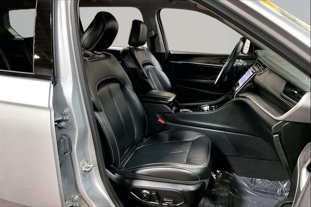 used 2023 Jeep Grand Cherokee L car, priced at $32,787