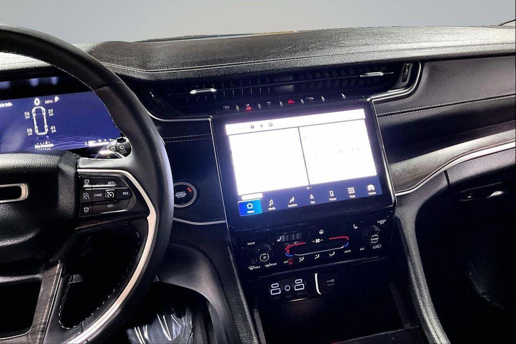 used 2023 Jeep Grand Cherokee L car, priced at $32,787