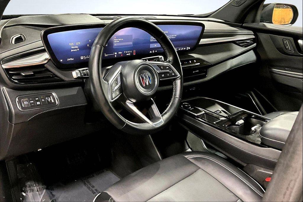 used 2025 Buick Enclave car, priced at $36,397