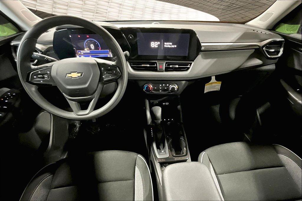 new 2026 Chevrolet TrailBlazer car, priced at $23,676