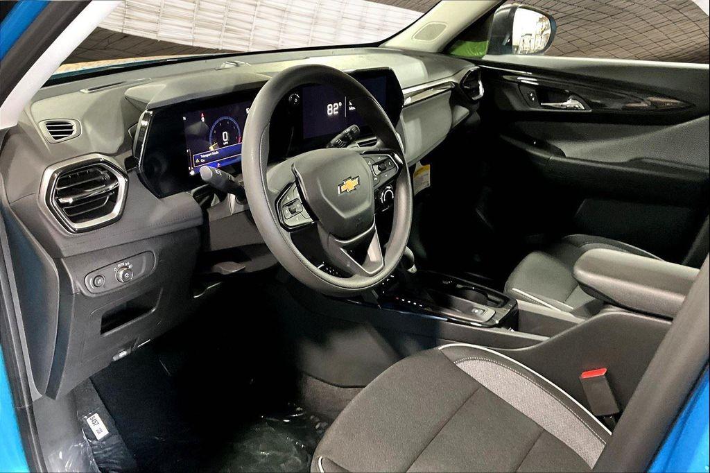 new 2026 Chevrolet TrailBlazer car, priced at $23,676